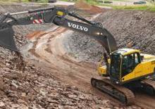 Excavatoare pe șenile Volvo EC235CNL