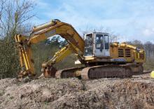 Excavatoare pe șenile Demag H 40 LC