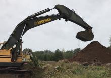 Excavatoare pe șenile Akerman-Volvo H16C