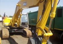 Excavatoare pe șenile Bell HD1023III