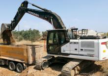 Excavatoare pe șenile Hidromek HMK 230 NLC