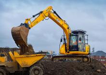 Excavatoare pe șenile JCB JS131 LC