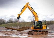 Excavatoare pe șenile JCB JS180LC