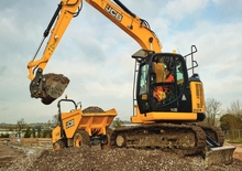 Excavatoare pe șenile JCB JZ 140 L TAB