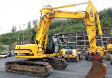 Excavatoare pe șenile JCB JZ235