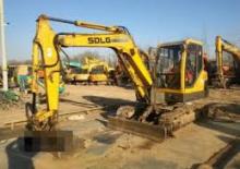 Excavatoare pe șenile SDLG LG665