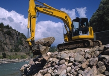 Excavatoare pe șenile Komatsu PC128US-3