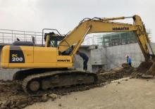 Excavatoare pe șenile Komatsu PC200LC