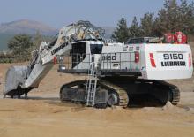 Excavatoare pe șenile Liebherr R 9150
