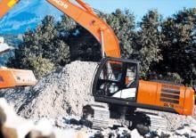 Excavatoare pe șenile Hitachi ZX210K-5G