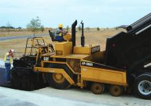 Finisoare de asfalt pe roți Caterpillar AP800D