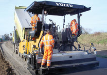 Finisoare de asfalt pe șenile Volvo ABG5820