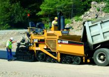 Finisoare de asfalt pe șenile Caterpillar AP1055D
