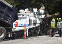 Finisoare de asfalt pe șenile Astec ROADTEC RP-175