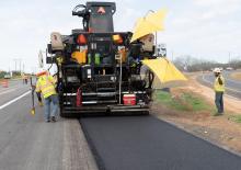 Finisoare de asfalt pe șenile Astec ROADTEC SP-200