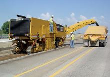Freze de asfalt Caterpillar PM201