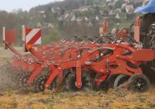 Cultivatoare Kuhn Striger 460R