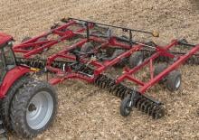 Grape cu disc-zinc Case IH True-Tandem 335 VT 25