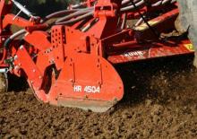 Grape de putere Kuhn HR 4504 DRC 
