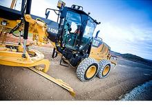 Gredere Caterpillar 140M