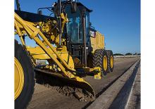 Gredere Caterpillar 140M3 AWD