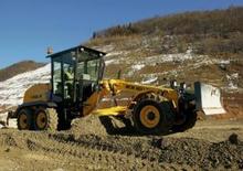 Gredere New Holland F 106.6