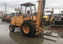 Încărcătoare cu furcă pentru teren accidentat Case 585E