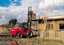 Încărcătoare cu furcă pentru teren accidentat Manitou M 26.4
