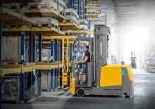 Încărcătoare laterale electrice Jungheinrich EKX 516k