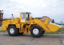 Încărcătoare pe roți Belaz 40483