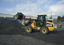 Încărcătoare pe roți JCB 406