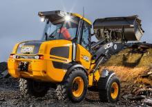 Încărcătoare pe roți JCB 407