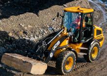 Încărcătoare pe roți JCB 409