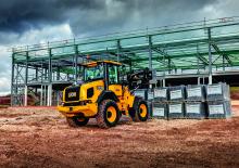 Încărcătoare pe roți JCB 411 HT