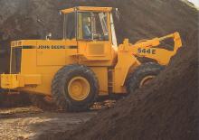 Încărcătoare pe roți John Deere Construction 444 E