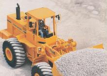 Încărcătoare pe roți John Deere Construction 744 E