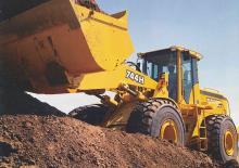 Încărcătoare pe roți John Deere Construction 744 H