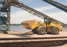 Încărcătoare pe roți John Deere Construction 744 H MH