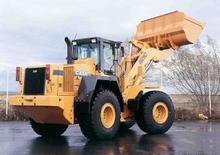 Încărcătoare pe roți Case 821 C