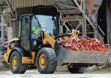Încărcătoare pe roți Caterpillar 906 H