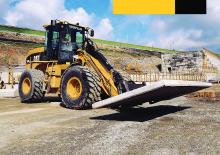 Încărcătoare pe roți Caterpillar 930G