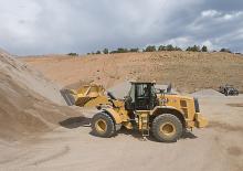 Încărcătoare pe roți Caterpillar 972