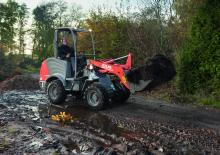 Încărcătoare pe roți Atlas-weycor AR 30