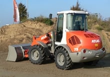 Încărcătoare pe roți Atlas AR 75