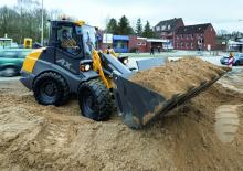 Încărcătoare pe roți Mecalac AX850