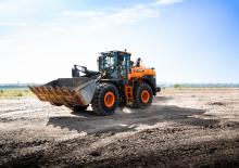 Încărcătoare pe roți Develon DL320-7