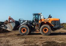 Încărcătoare pe roți Develon DL580-7