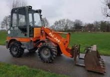Încărcătoare pe roți Pel-Job EL 751