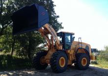 Încărcătoare pe roți Hyundai HL960XT