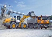 Încărcătoare pe roți Liebherr L 586